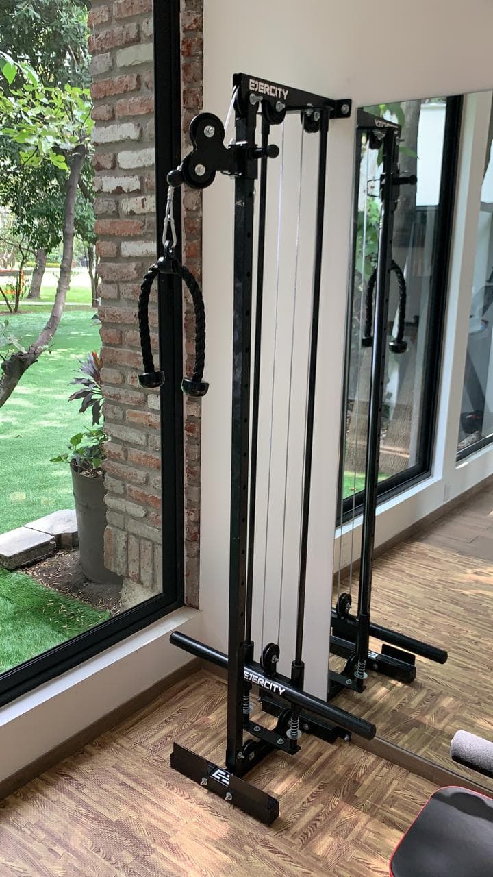 Equipo de gimnasio metálico polea
